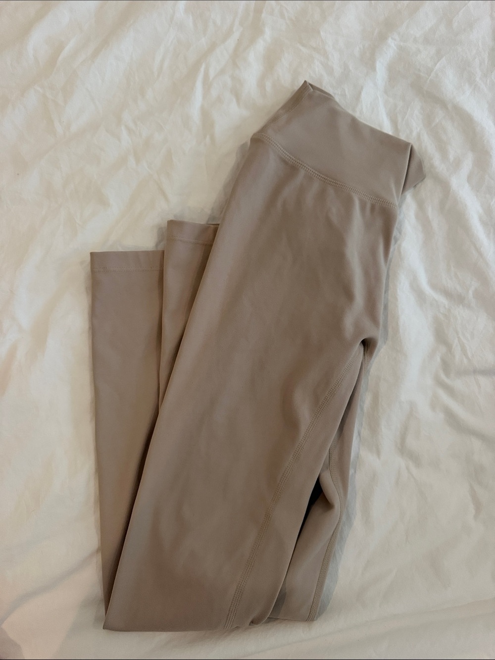 CSB scrunch leggings in Almond